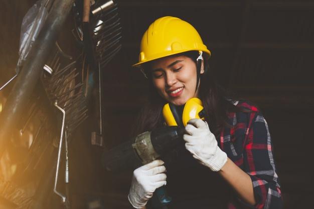 Mulheres recebem renda 17% inferior à dos homens por hora trabalhada, aponta OIT 