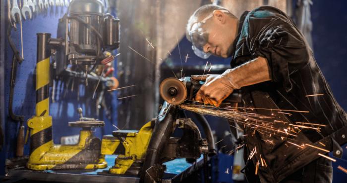 Avaliação de Conformidade e Capacitação em Máquinas e Equipamentos 